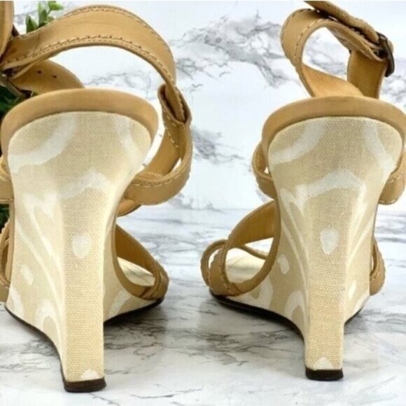 Manolo Blahnik Swirl Pattern Wedge Heel Sandal - Picture 9 of 10